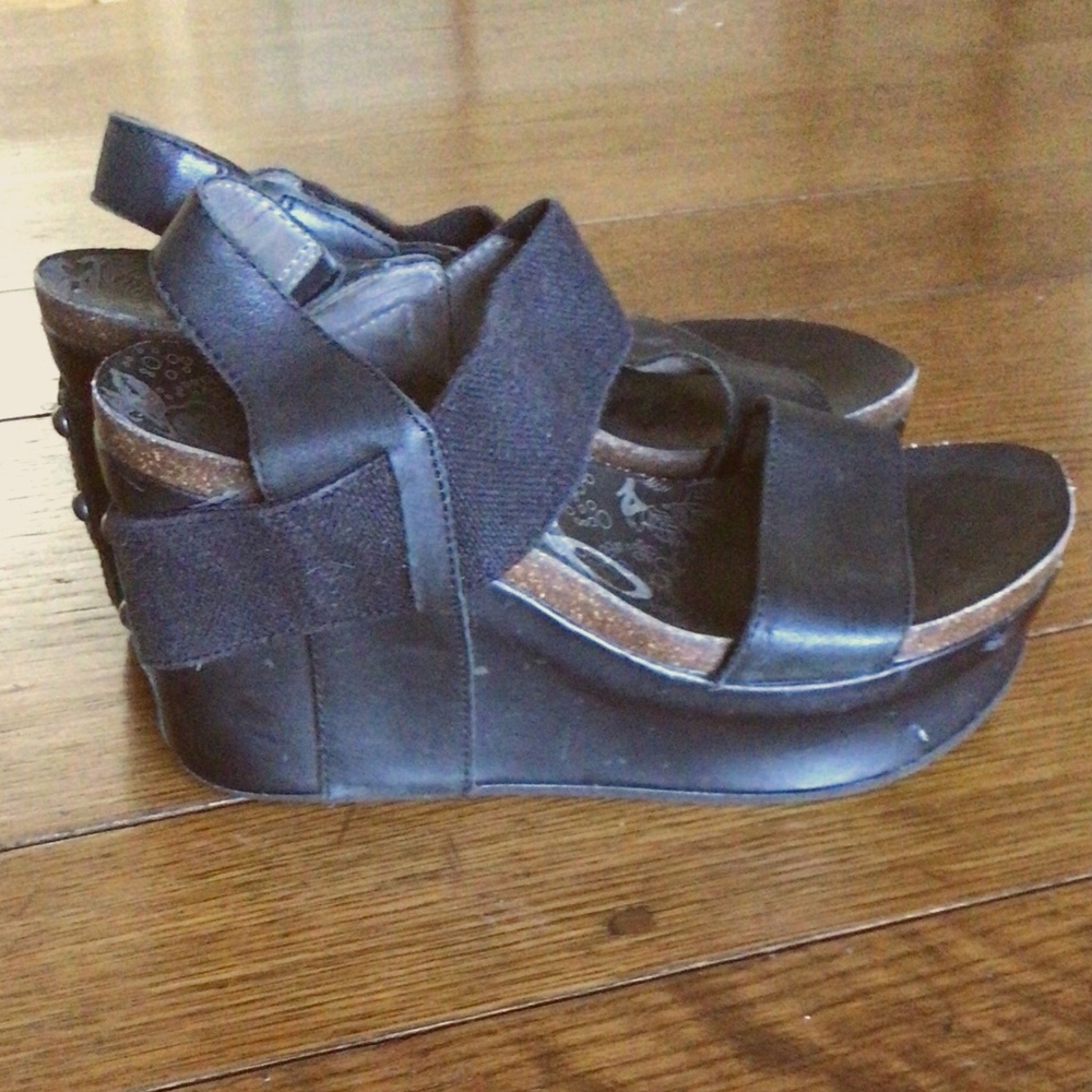 OTBT Bushnell Platform Wedge Sandals Black size 6.5